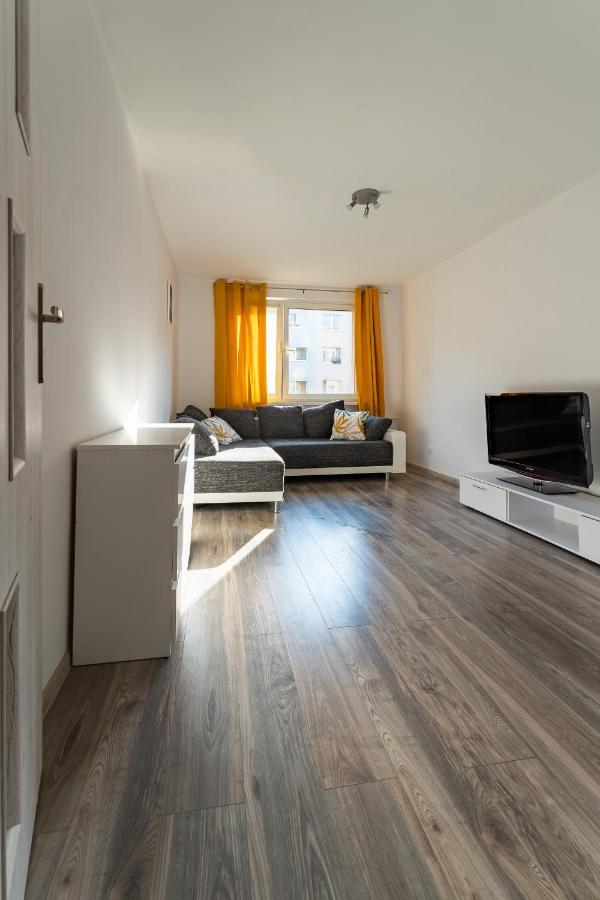 Tanie Spanie Skowronek - Pet Friendly - Przytulny 4 Osobowy - Space Apart Jelenia Góra Exterior foto